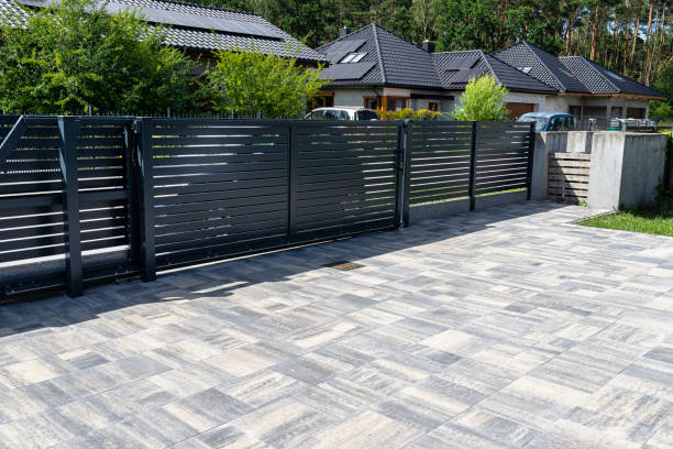 Best Professional Driveway Pavers  in Cohasset, MN